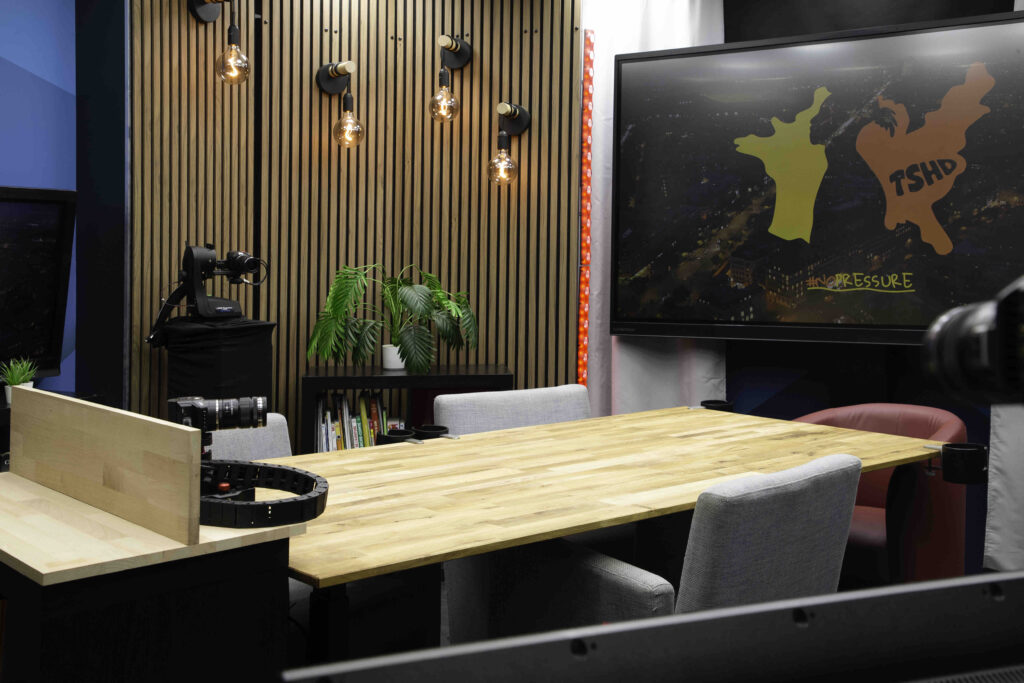 plateau tv 1
